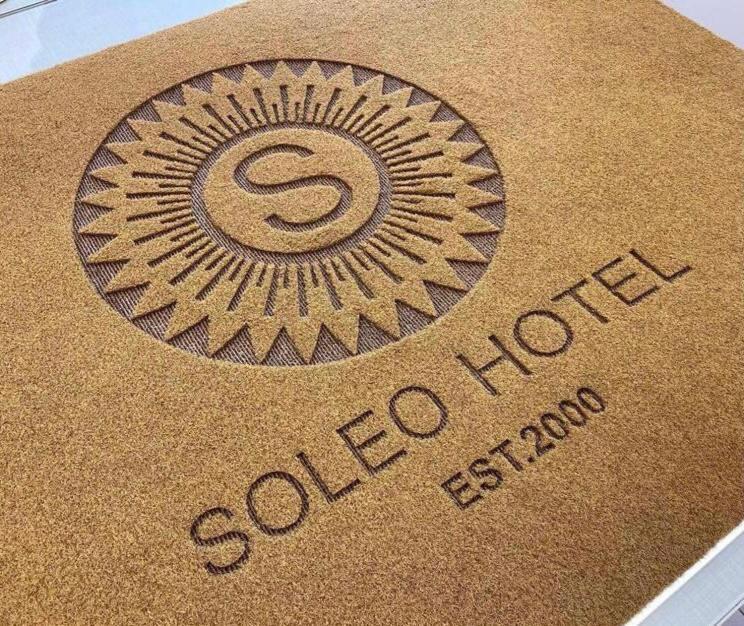 Soleo Hotel Tirana Buitenkant foto